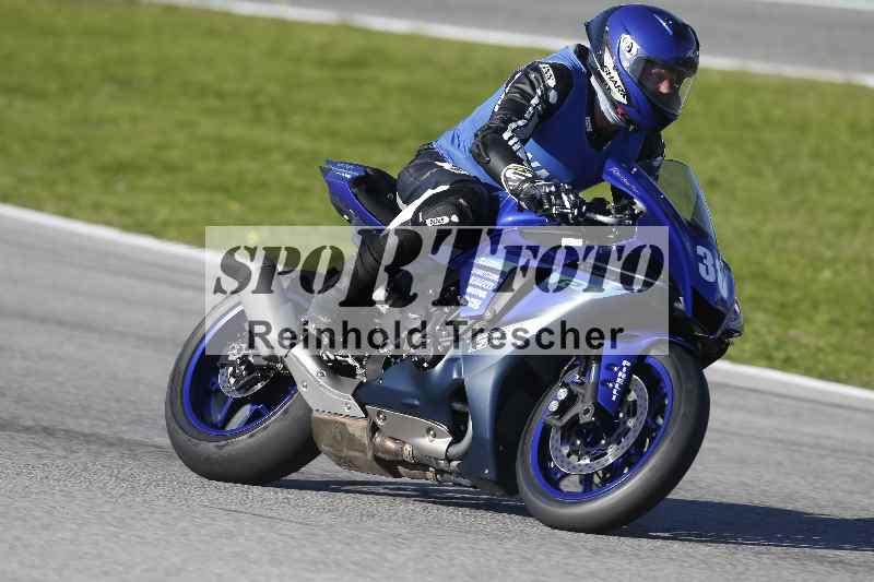 Archiv-2025/02 28.-31.01.2025 Moto Center Thun Jerez/gruen-green/38